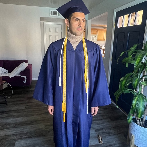 Jostens Size 5’ 7” - 5’ 9” Dark Blue Graduation Gown - Picture 6 of 6